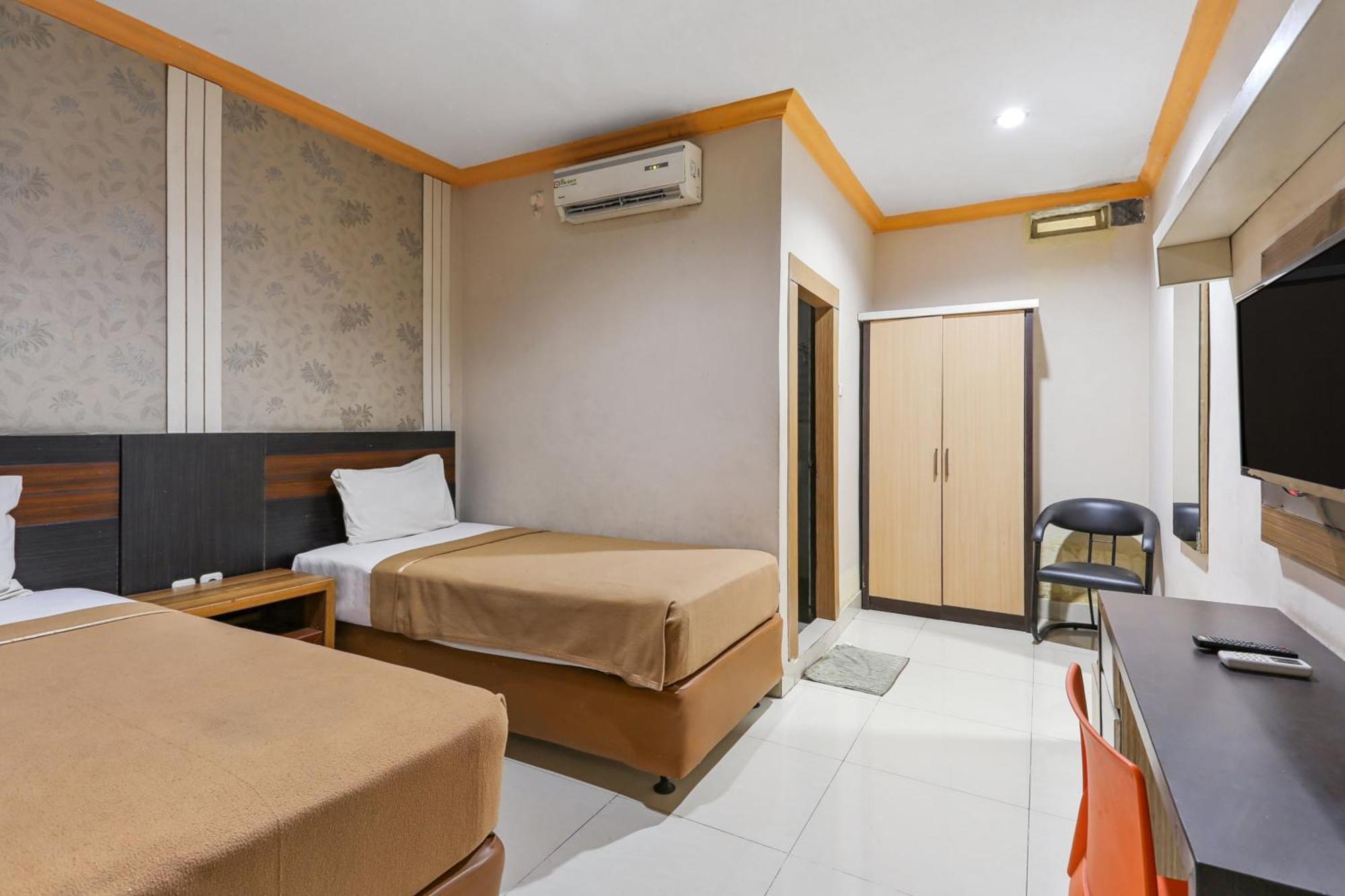 Collection O 93163 Hotel Grand Kartika Pare-Pare Экстерьер фото