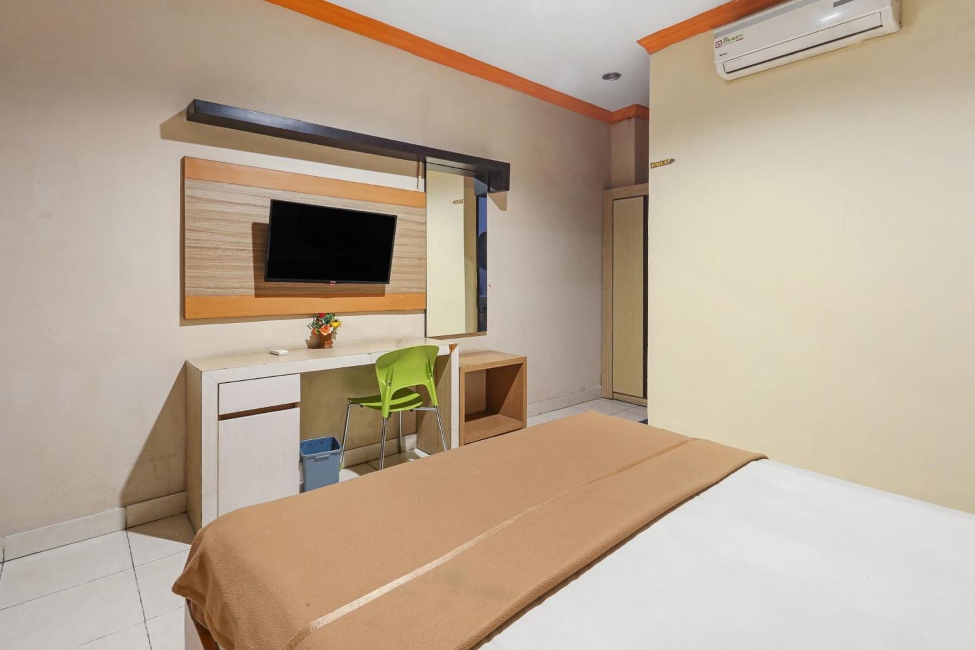 Collection O 93163 Hotel Grand Kartika Pare-Pare Экстерьер фото
